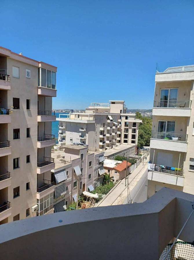 Ari Apartaments Vlorë Esterno foto
