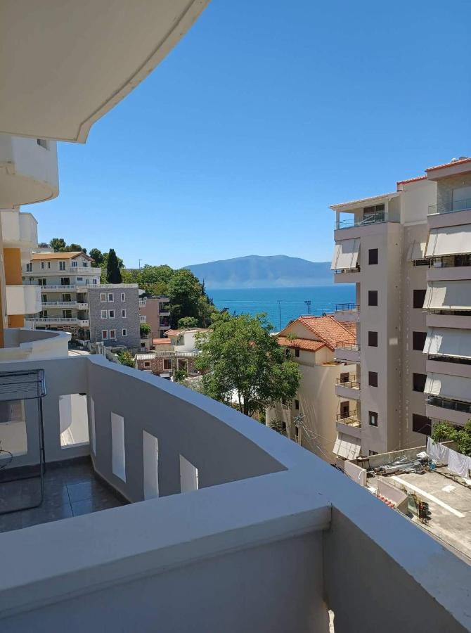 Ari Apartaments Vlorë Esterno foto